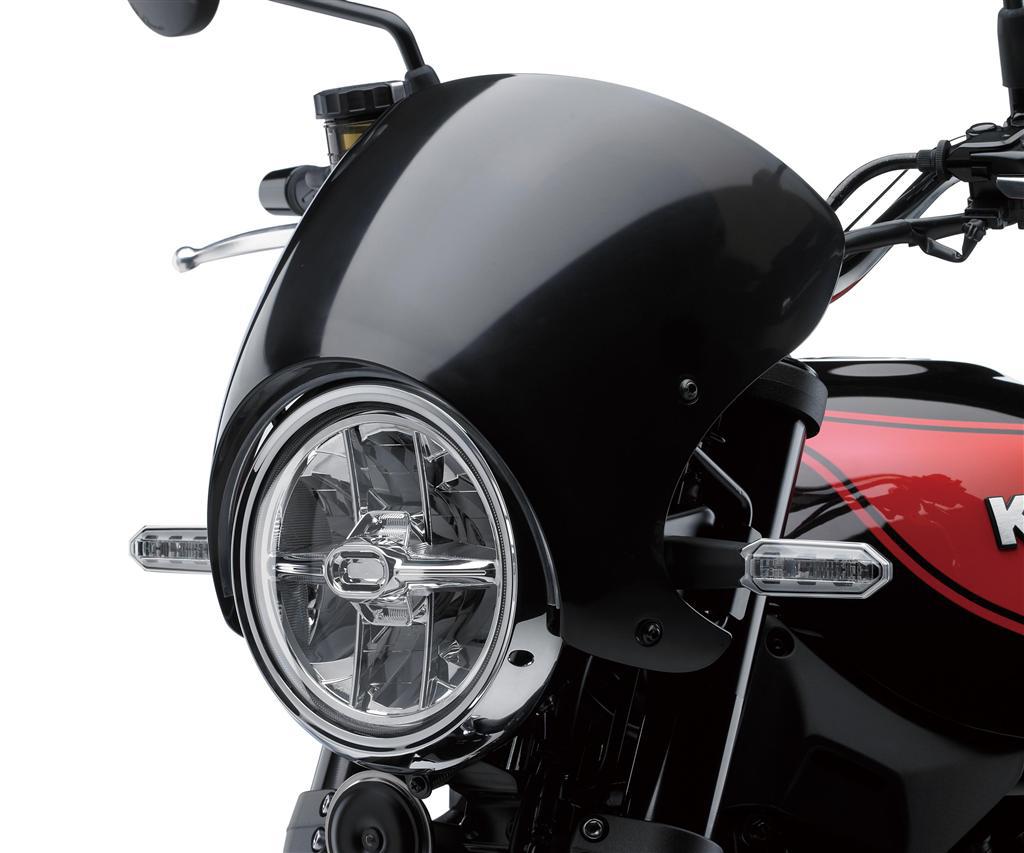 Viseira escurecida estilo café racer (Z900RS/SE)
